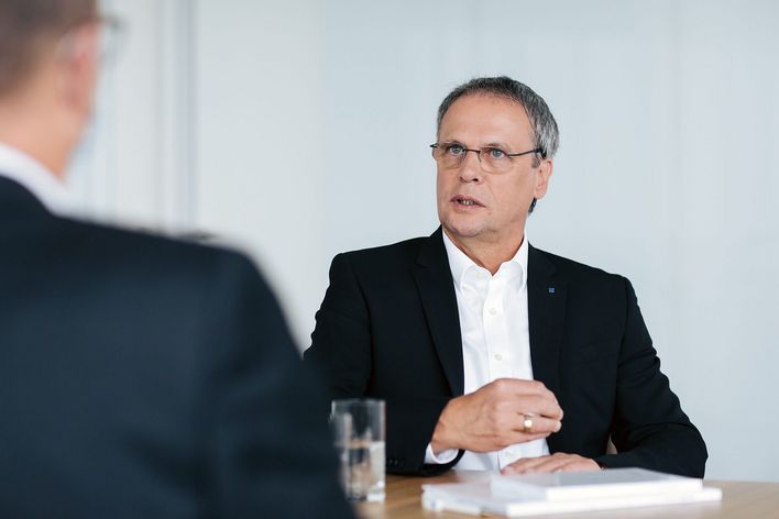 Interview_Christian_Schmitz_Messe_LASER